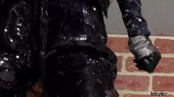 Gloves Won't Protect Her From The Slime Blast! Screencap 32 on sinx.preview.netperv.com