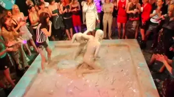 Dionne Darling vs. Christina Lee Screencap 95 on sinx.preview.netperv.com