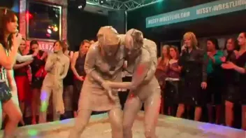 Dionne Darling vs. Christina Lee Screencap 64 on sinx.preview.netperv.com