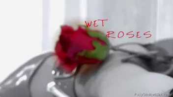 Wet Roses Screencap 1 on sinx.preview.netperv.com