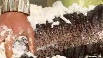 Lesbo Cooking 101 Screencap 91 on sinx.preview.netperv.com