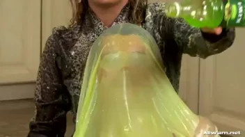 Lesbo Cooking 101 Screencap 100 on sinx.preview.netperv.com