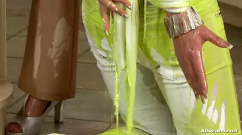 Lesbo Cooking 101 Screencap 51 on sinx.preview.netperv.com