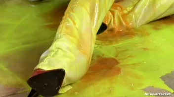 Lesbo Cooking 101 Screencap 67 on sinx.preview.netperv.com