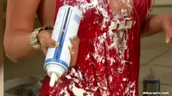 Lesbo Cooking 101 Screencap 80 on sinx.preview.netperv.com