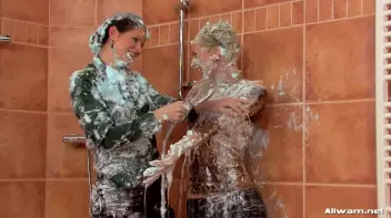 Shaving Cream Shenanigans Screencap 85 on sinx.preview.netperv.com