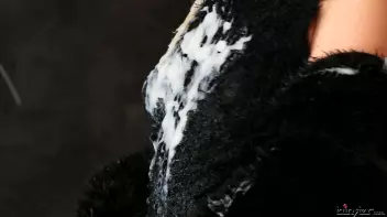 Uma’s curiosity leads to a cum bath Screencap 46 on sinx.preview.netperv.com