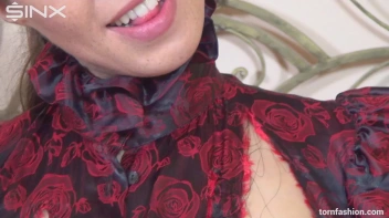 Horny Housewife Shreds and Bares All Screencap 53 on sinx.preview.netperv.com