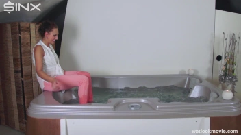 Playful Brunette's Solo Hot Tub Fun Screencap 21 on sinx.preview.netperv.com