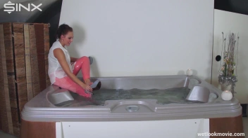 Playful Brunette's Solo Hot Tub Fun Screencap 32 on sinx.preview.netperv.com
