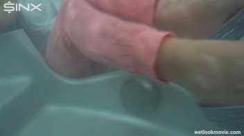 Playful Brunette's Solo Hot Tub Fun Screencap 39 on sinx.preview.netperv.com