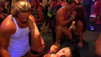 Roadhouse Hos Part 4 - Main Edit Screencap 49 on sinx.preview.netperv.com