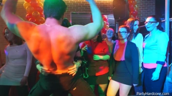 Party Hardcore Gone Crazy Vol. 39 Single Cut: Part 3 - Main Edit Screencap 26 on sinx.preview.netperv.com