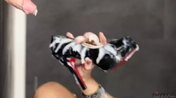 Take Your Pick And Get Covered In It! Screencap 33 on sinx.preview.netperv.com