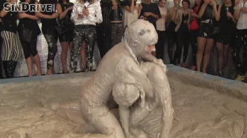 Muddy Wrestling: Jenna Lovely vs Lilith Virago & Gabriella vs. Sheila Screencap 69 on sinx.preview.netperv.com