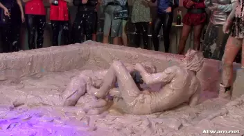 Mud Babes With Rage Screencap 34 on sinx.preview.netperv.com