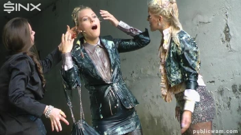 Cuties Food Fight On The Way To Work -Part 1 Screencap 19 on sinx.preview.netperv.com