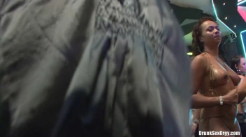 Bikini Beach Balls Part 5 - Cam 2 Screencap 14 on sinx.preview.netperv.com