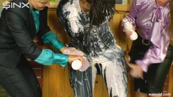 Three sexy ladies get messy in a bar Screencap 23 on sinx.preview.netperv.com