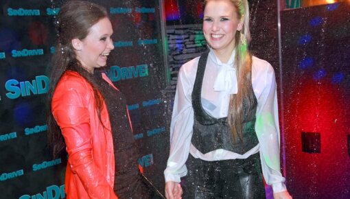 Latest deal - Fanatic Fuckfriends Part 2 - Shower Cam