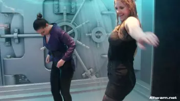 Livin' It Up Wetlook Style Screencap 32 on sinx.preview.netperv.com