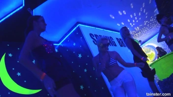 Spring Break Blow-Out Part 4 - Cam 4 Screencap 94 on sinx.preview.netperv.com