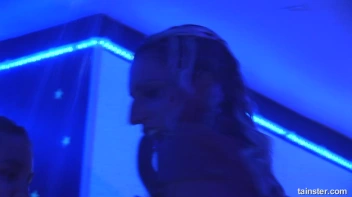 Spring Break Blow-Out Part 4 - Cam 4 Screencap 59 on sinx.preview.netperv.com