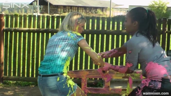 Messy Mamacitas, Girlfriends Paint Themselves Pretty Screencap 17 on sinx.preview.netperv.com