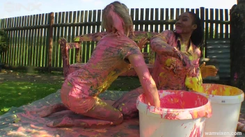 Messy Mamacitas, Girlfriends Paint Themselves Pretty Screencap 39 on sinx.preview.netperv.com