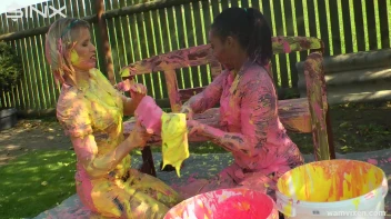 Messy Mamacitas, Girlfriends Paint Themselves Pretty Screencap 41 on sinx.preview.netperv.com