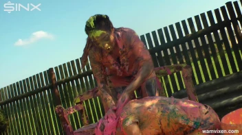 Messy Mamacitas, Girlfriends Paint Themselves Pretty Screencap 49 on sinx.preview.netperv.com