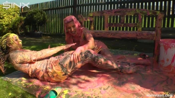 Messy Mamacitas, Girlfriends Paint Themselves Pretty Screencap 53 on sinx.preview.netperv.com