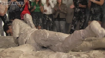 Muddy Wrestling: Regina vs. Kirsten Plant Screencap 19 on sinx.preview.netperv.com