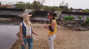 Jewelery Theft Has A Way Of Coming Between Friends! Screencap 12 on sinx.preview.netperv.com