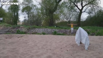 Jewelery Theft Has A Way Of Coming Between Friends! Screencap 6 on sinx.preview.netperv.com