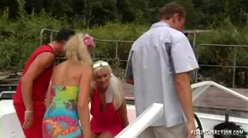 Piss Party Boat Screencap 2 on sinx.preview.netperv.com