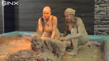 Kick Her While She's Down Screencap 53 on sinx.preview.netperv.com