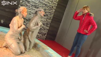 Kick Her While She's Down Screencap 6 on sinx.preview.netperv.com