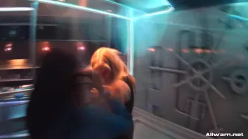 Wetlook Cats Shake That Ass Screencap 18 on sinx.preview.netperv.com