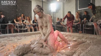 Muddy Wrestling Special: 2 Amateur Battles - Audience vs. Audience Screencap 31 on sinx.preview.netperv.com