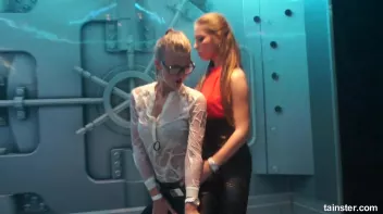 Amateur Girls just wanna have Fun Screencap 2 on sinx.preview.netperv.com