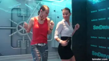 Amateur Girls just wanna have Fun Screencap 24 on sinx.preview.netperv.com