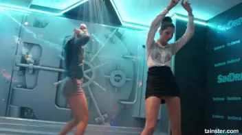 Amateur Girls just wanna have Fun Screencap 51 on sinx.preview.netperv.com