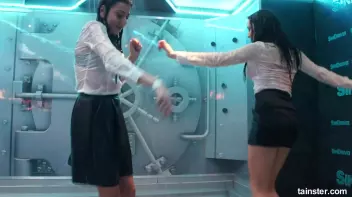 Amateur Girls just wanna have Fun Screencap 59 on sinx.preview.netperv.com