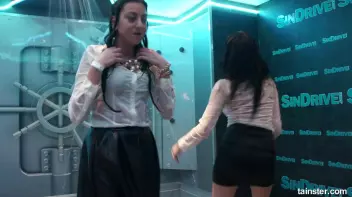 Amateur Girls just wanna have Fun Screencap 65 on sinx.preview.netperv.com