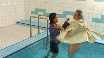 Silky Wet And Messy Fun Screencap 71 on sinx.preview.netperv.com