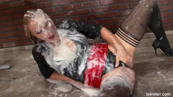 The rules of this slimy game Screencap 104 on sinx.preview.netperv.com