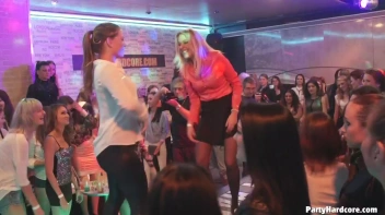 Party Hardcore Gone Crazy Vol. 31 Part 1 - Cam 2 Screencap 32 on sinx.preview.netperv.com