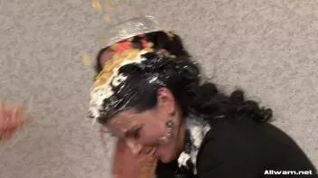 Spin The Bottle: Messy Edition Screencap 46 on sinx.preview.netperv.com