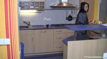 She Really, Really Loves Yogurt Screencap 2 on sinx.preview.netperv.com